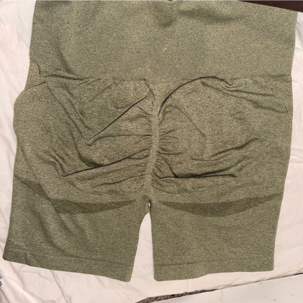 Uniqlo Khaki Leggings